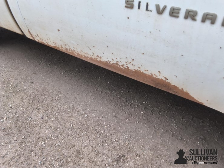 2010-chevrolet-1500-image-12