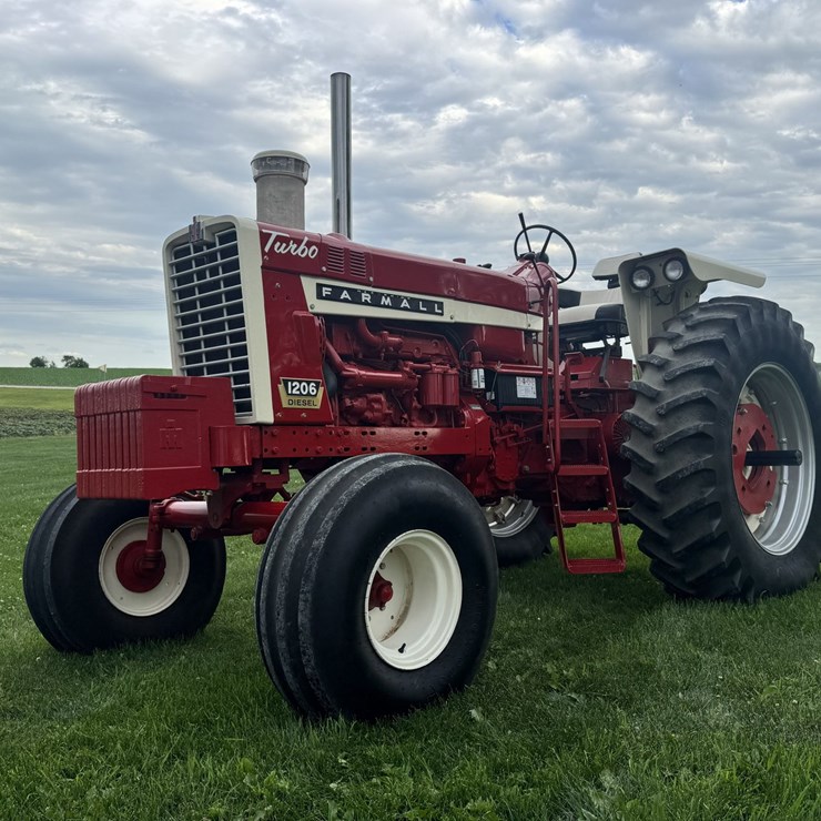 INTERNATIONAL 1206