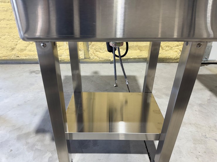 #49815-•-unused-trinity-22"-stainless-steel-sink-image-18
