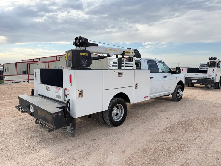 2024-dodge-3500-image-3