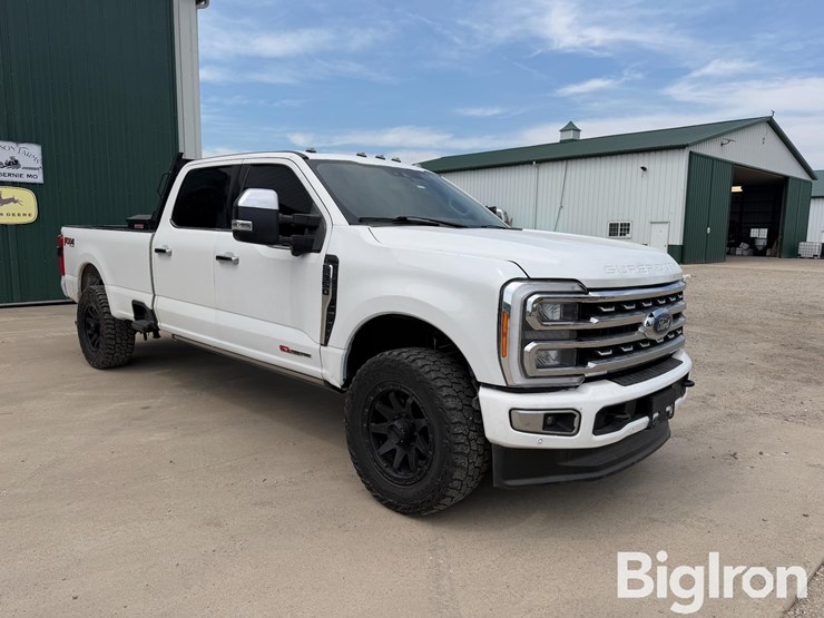 2023-ford-f350-image-3