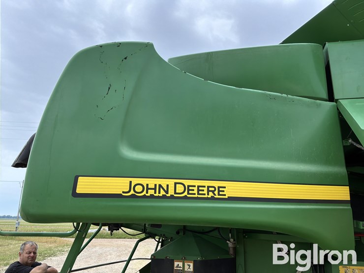 2010-john-deere-9770-sts-image-9