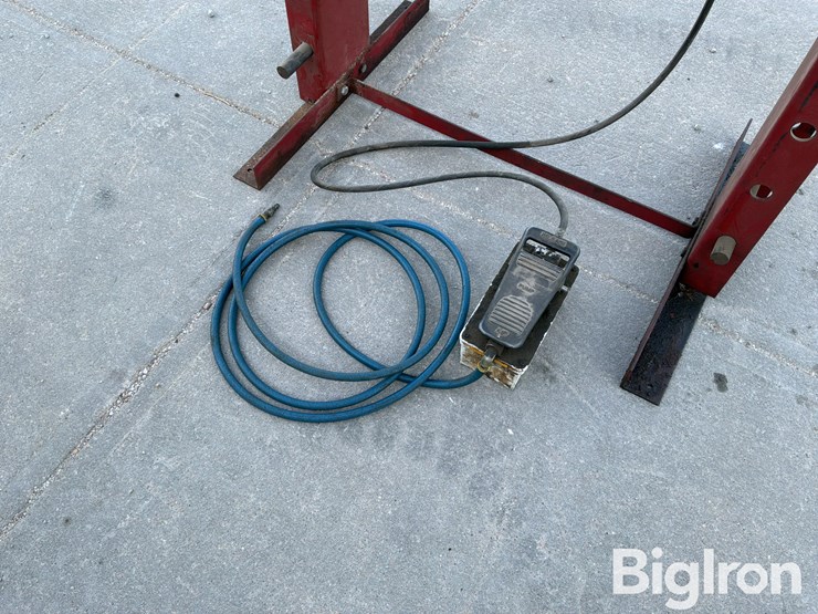 air-over-hyd-adjustable-press-image-12