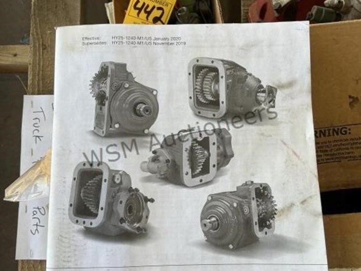 international-spreader-truck-pto-&-parts-image-4