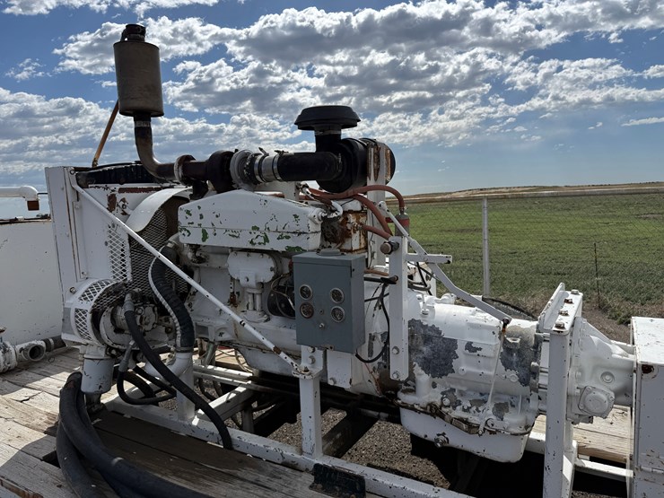 2008-john-deere-b-image-18
