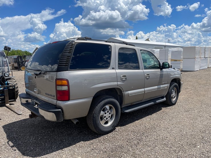 2003-chevrolet-tahoe-image-7