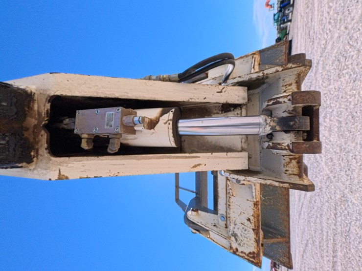 #1050-•-terex-tx-51-195-telehandler-image-21