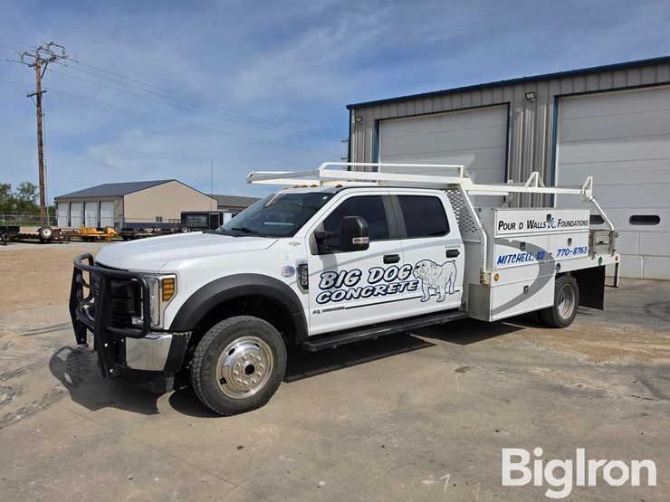 2019-ford-f550-xl-image-1
