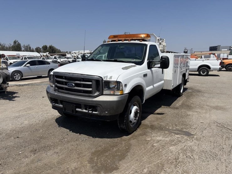 2002-ford-f550-image-1