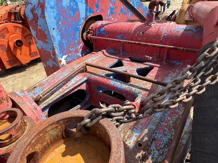 caterpillar-d353-image-9