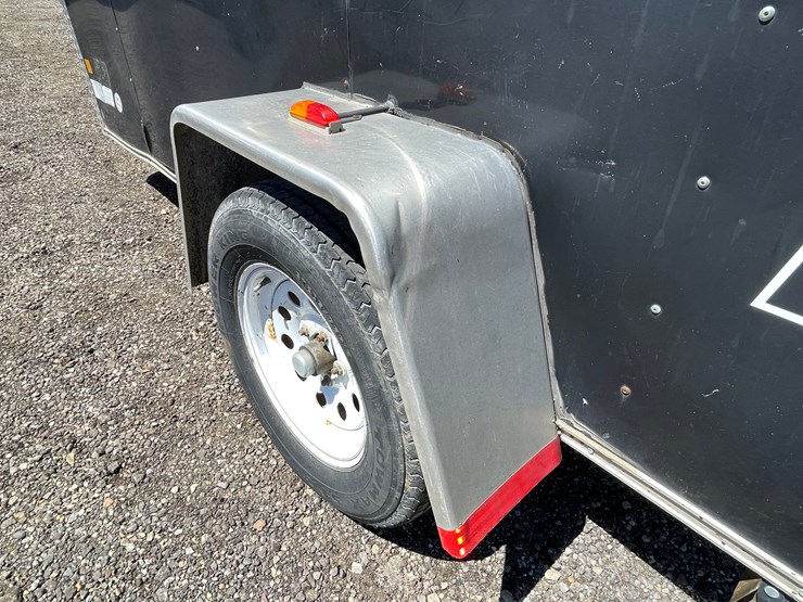 #2863-•-2004-haulmark-single-axle-enclosed-trailer-(has-wi-title)-image-19