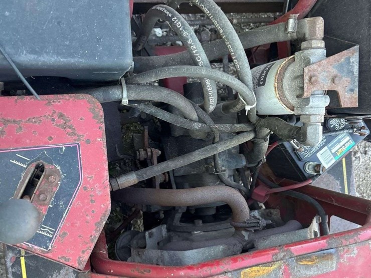 2005-toro-sandpro-3020-3wd-bunker-rake-image-10