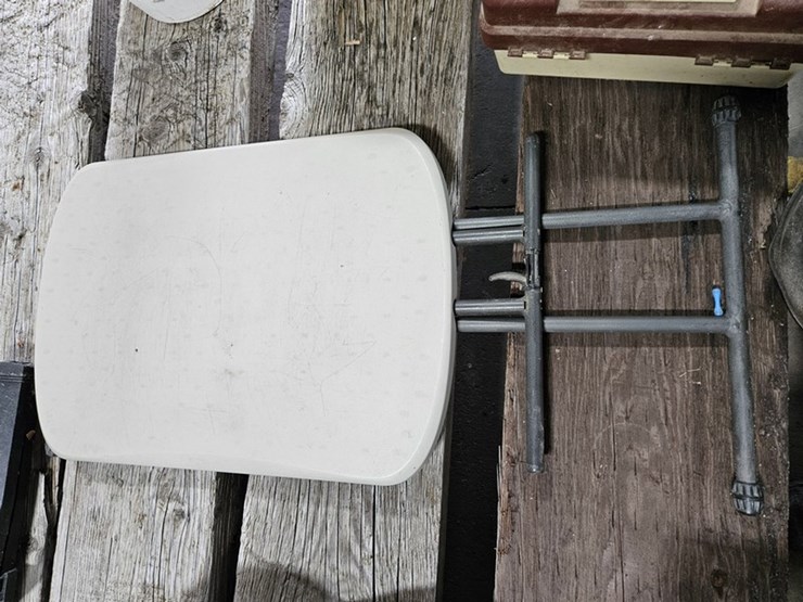 #146-•-outdoor-supplies-image-5