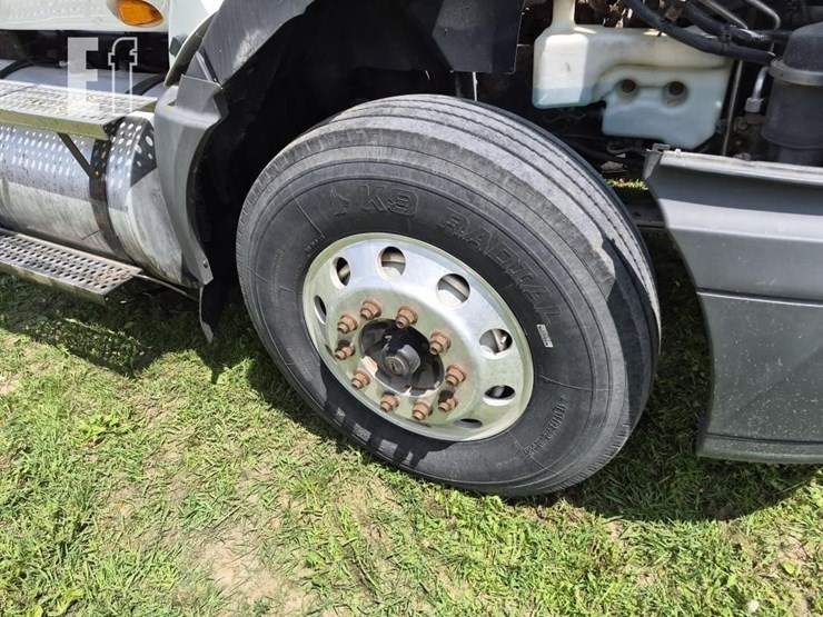 2014-international-prostar-image-9