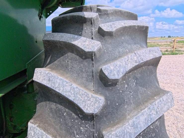 john-deere-4630-image-46