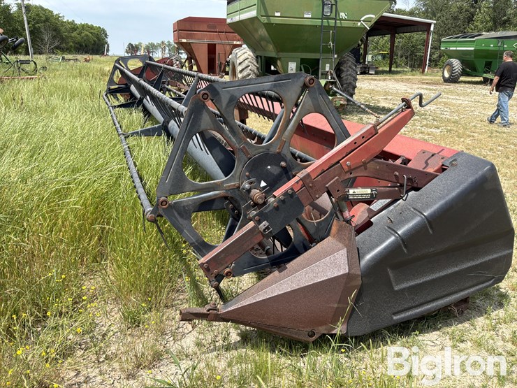 1991-case-ih-1020-image-3