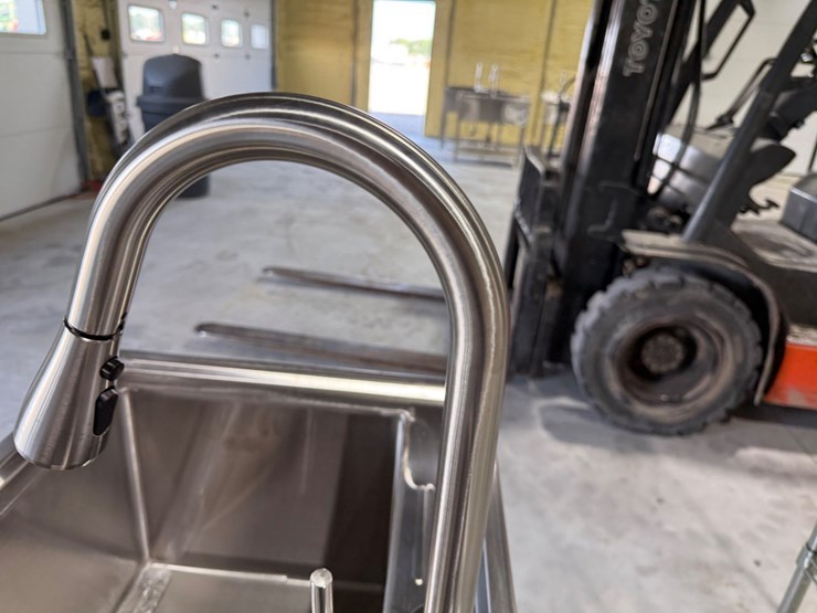 #49819-•-unused-trinity-36"-stainless-steel-sink-image-12