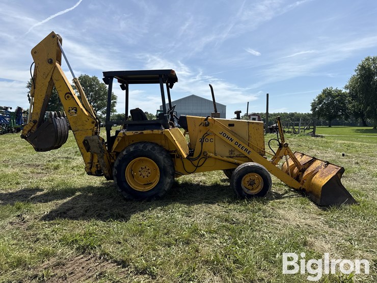 1986-deere-210c-image-4