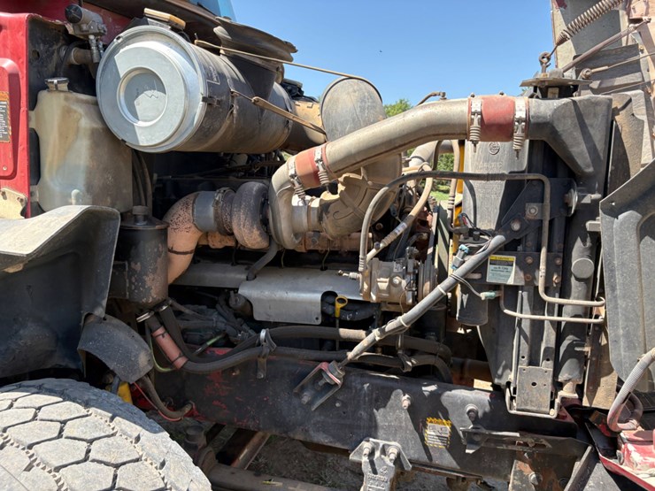 2000-mack-ch613-image-12