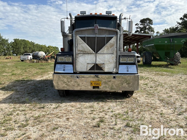 1986-kenworth-w900-image-2