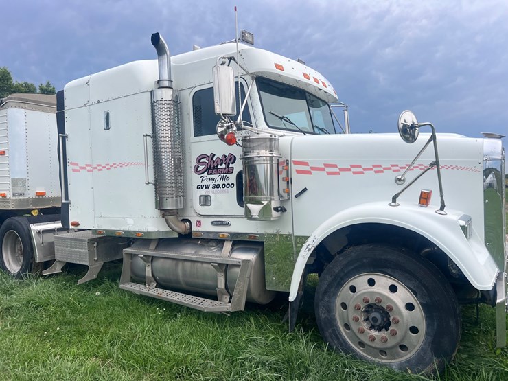 #2031-•-freightliner-image-38