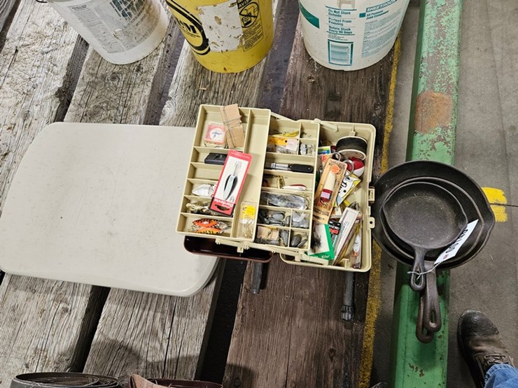 #146-•-outdoor-supplies-image-7