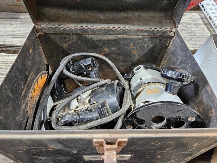 #130-•-assorted-power-tools-image-12