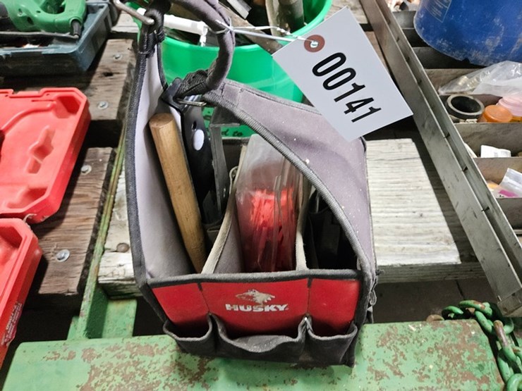#141-•-large-assortment-of-hand-tools-image-2