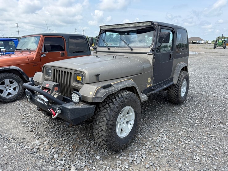 1988-jeep-wrangler-image-1