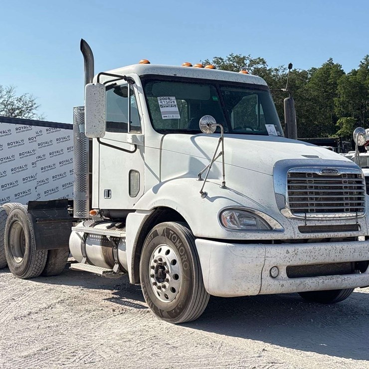 2008 FREIGHTLINER COLUMBIA 120