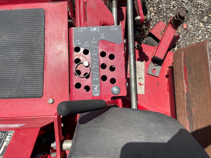 #2873-•-ferris-60"-zero-turn-lawn-mower-image-23