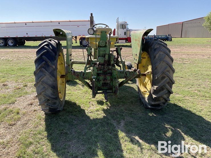 1962-john-deere-2010-image-6