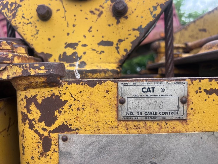 #2047-•-cat-dozer-image-15