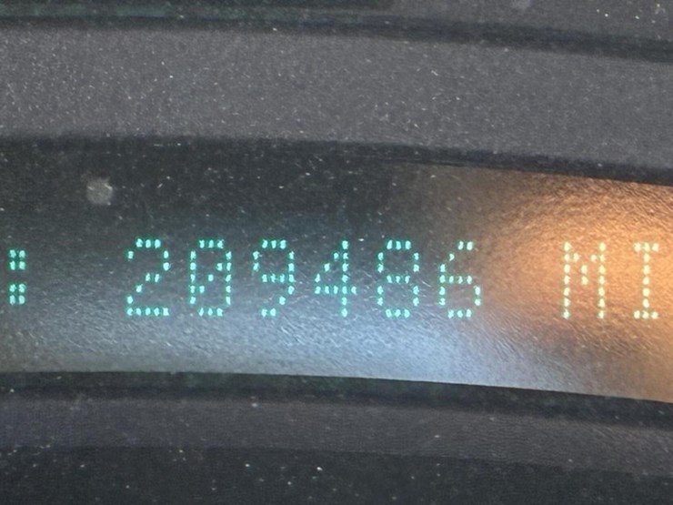 2003-chevrolet-silverado-2500-image-15
