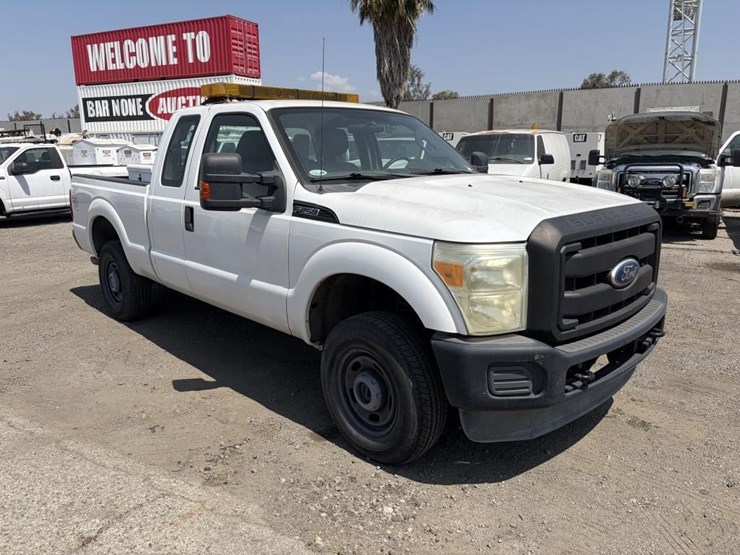 2011-ford-f250-image-2