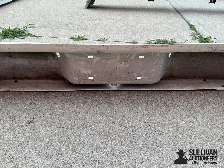 ford-rear-steel-bumper-image-14