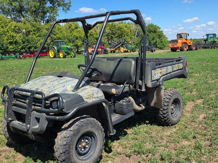 john-deere-gator-image-27