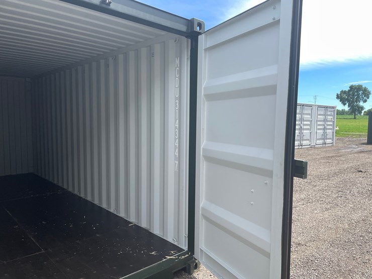 #2438-•-20'-standard-height-shipping-container-image-14