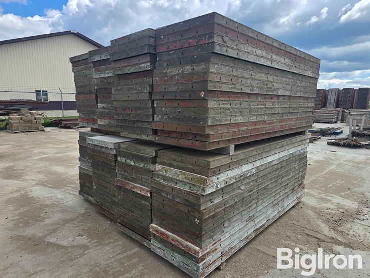 8'-concrete-wall-forms-image-3