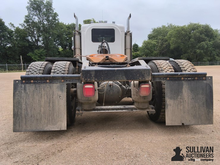 2005-peterbilt-379-image-6
