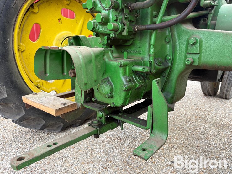 1952-john-deere-60-image-19