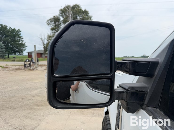 2023-ford-f350-image-12