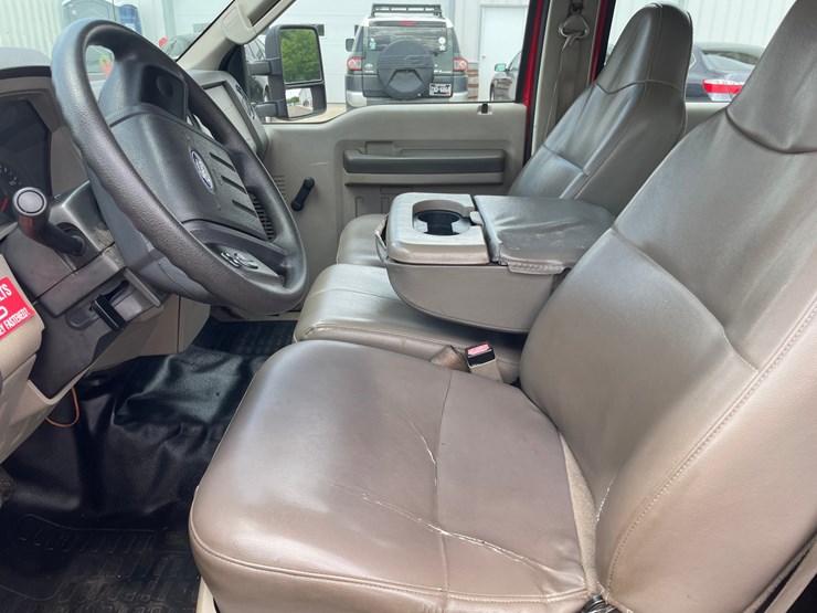 2008-ford-f250-xl-image-32