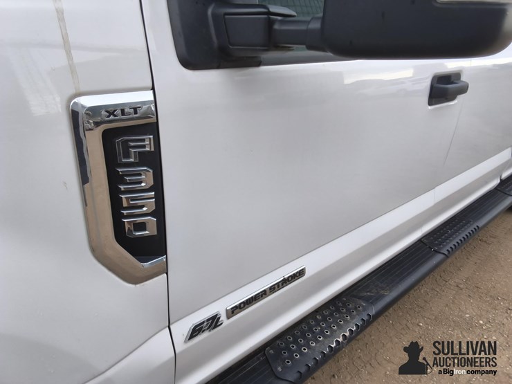2020-ford-f350-image-12