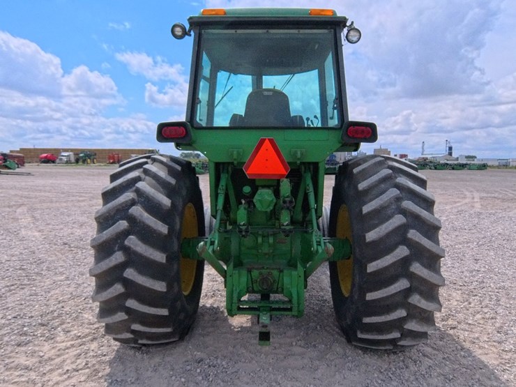 john-deere-4630-image-4