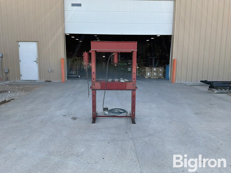 air-over-hyd-adjustable-press-image-6
