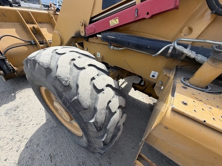2012-caterpillar-430e-image-43