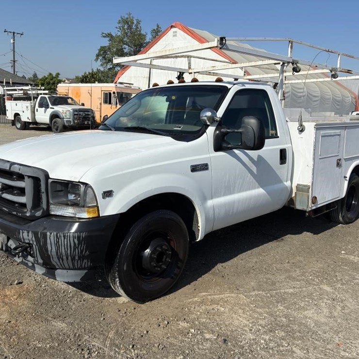 2004 FORD F350