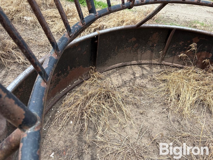 round-bale-feeder-image-10
