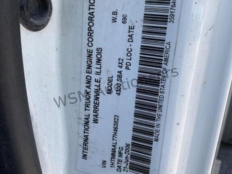 2007-international-durastar-4300-image-18